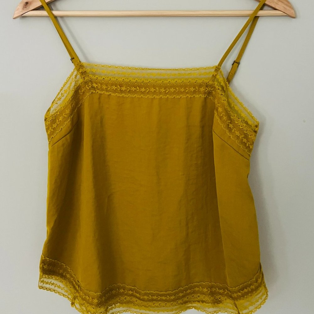 Abercrombie & Fitch mustard color lace trim tank size XXS